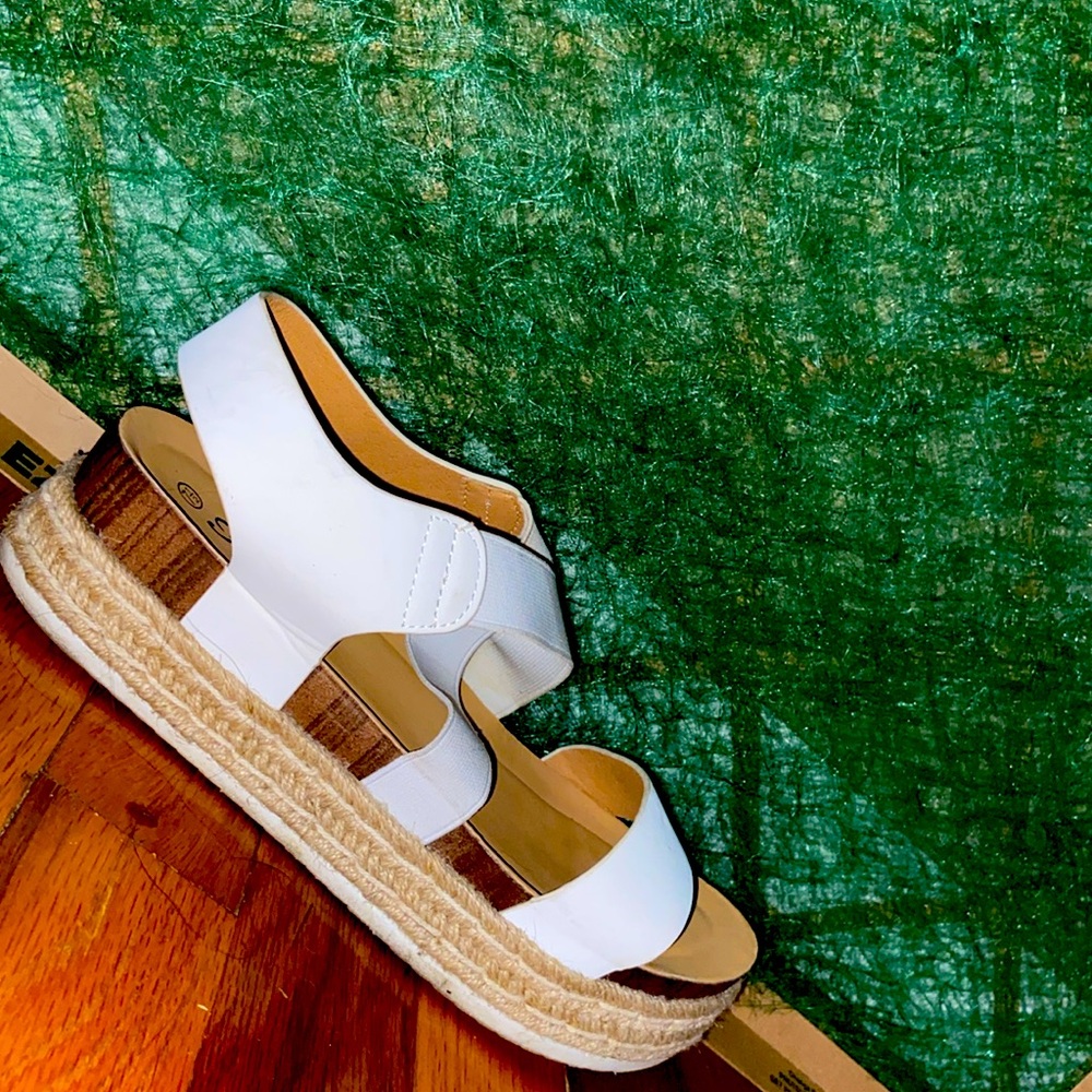 Woman’s shoes